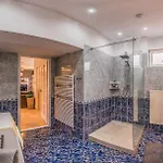 Riverside Apartman**** * Miskolc