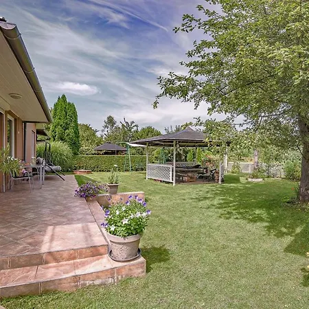 Riverside Apartman**** Apartment *