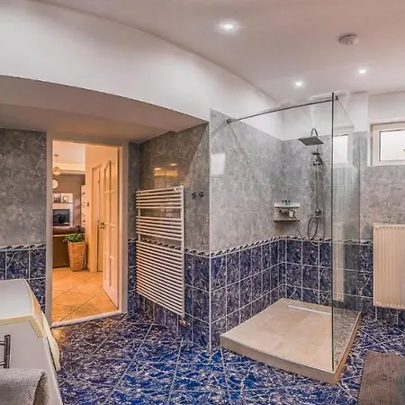 Riverside Apartman**** * Miskolc