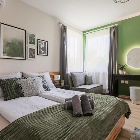 Riverside Apartman**** * Miskolc