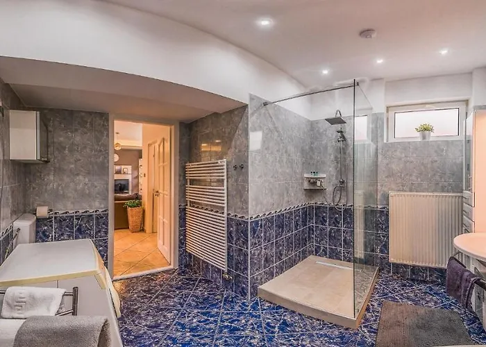 Riverside Apartman**** * Miskolc